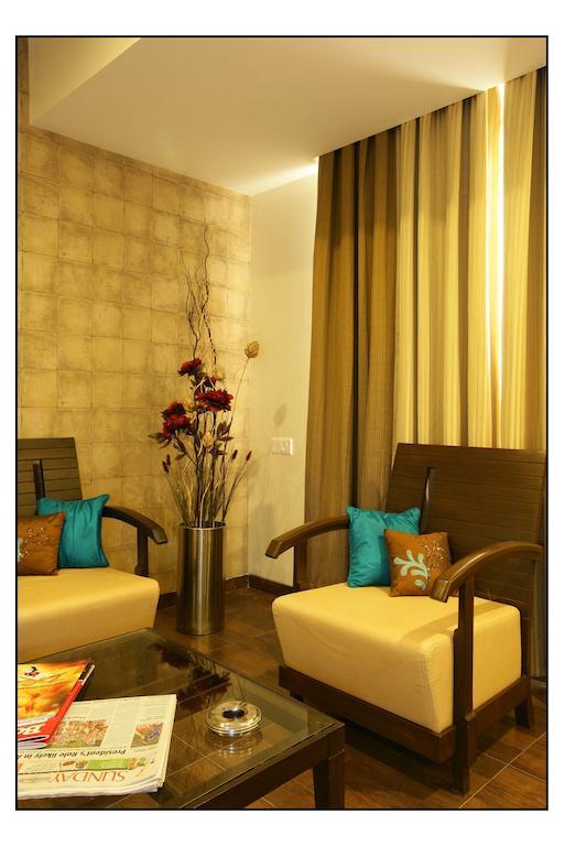 Hotel Utsav Deluxe ปูเน่ ห้อง รูปภาพ